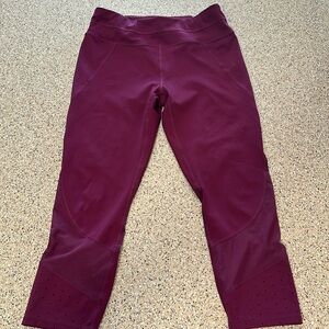 Athleta- women’s plum colored capris